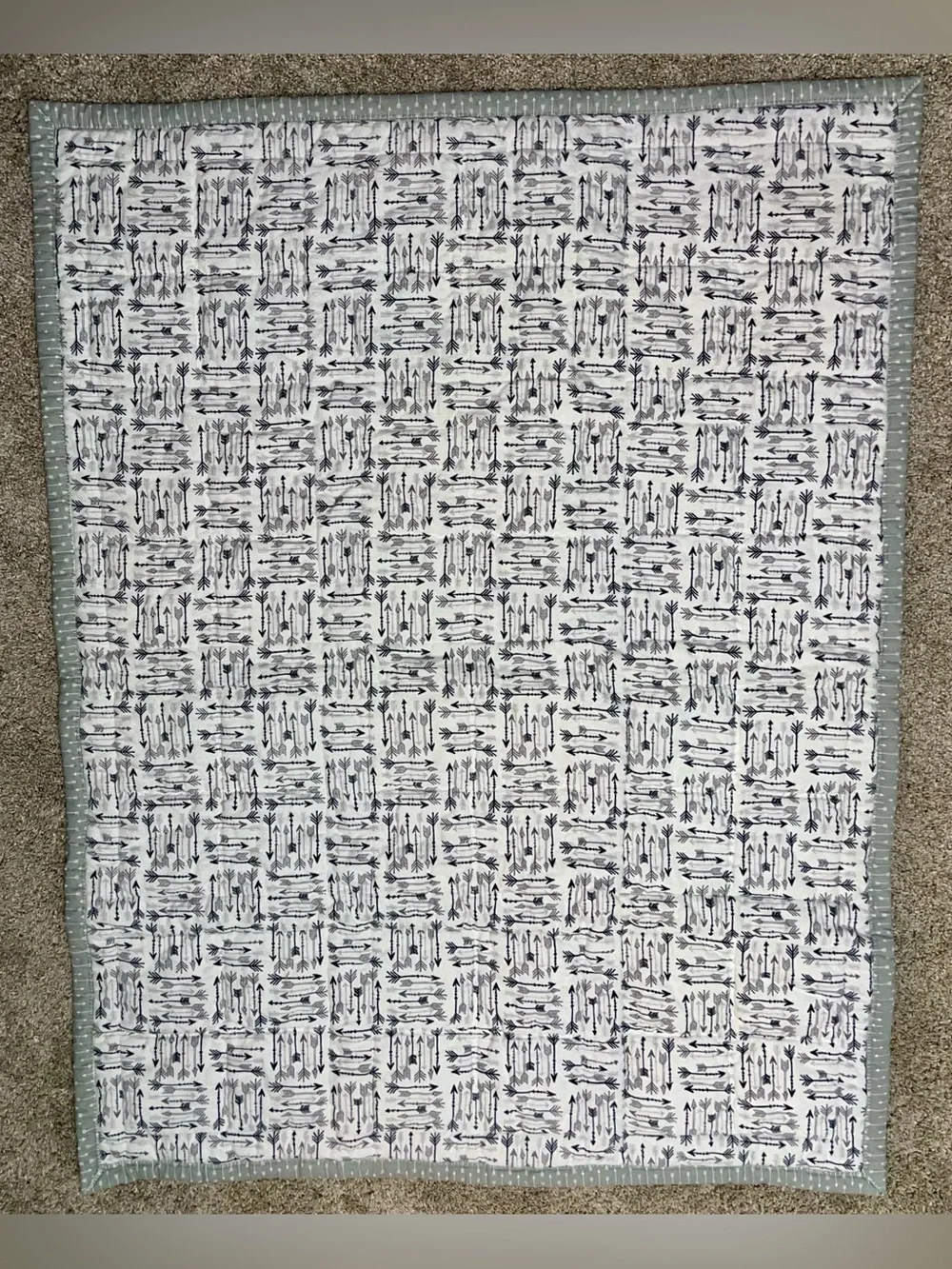 Handmade preowned 42x32